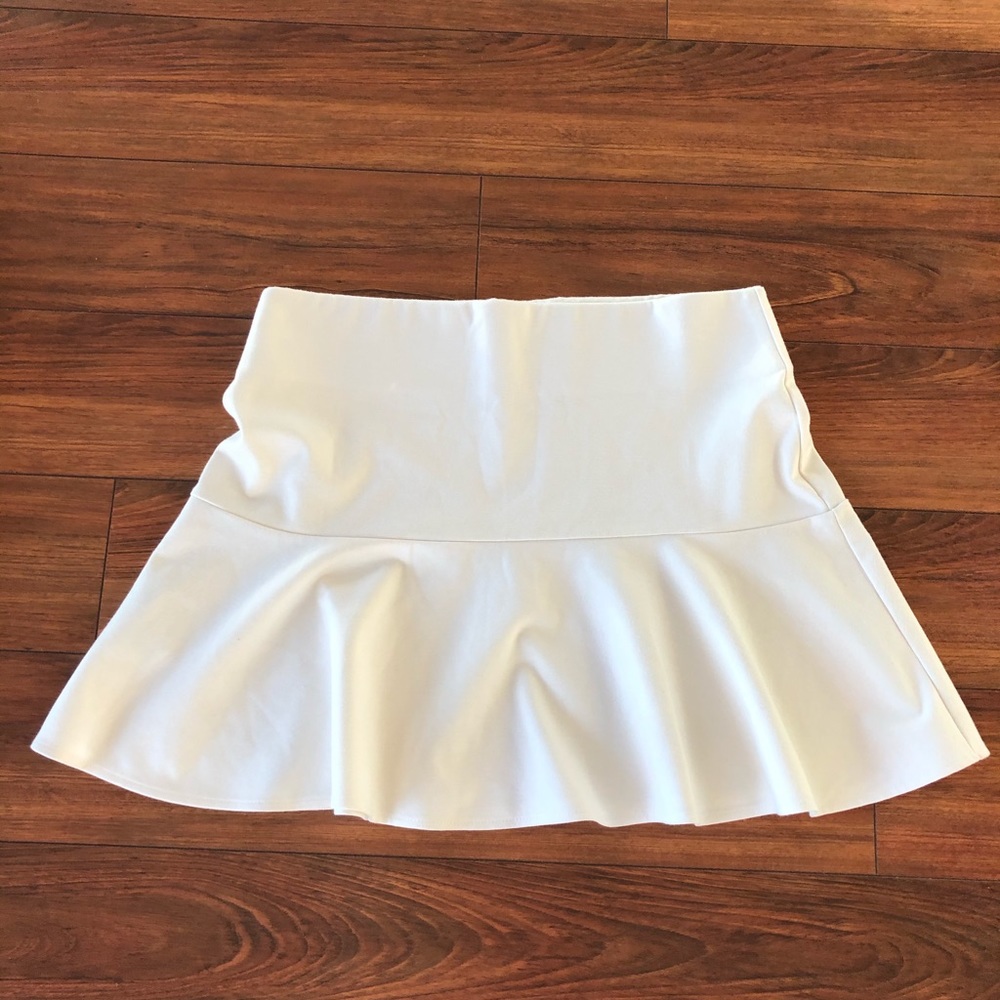 BCBGeneration fit and flare white skirt size L